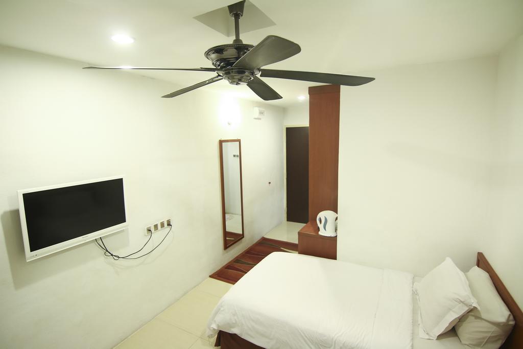Ag Hotel Penang Gelugor Extérieur photo