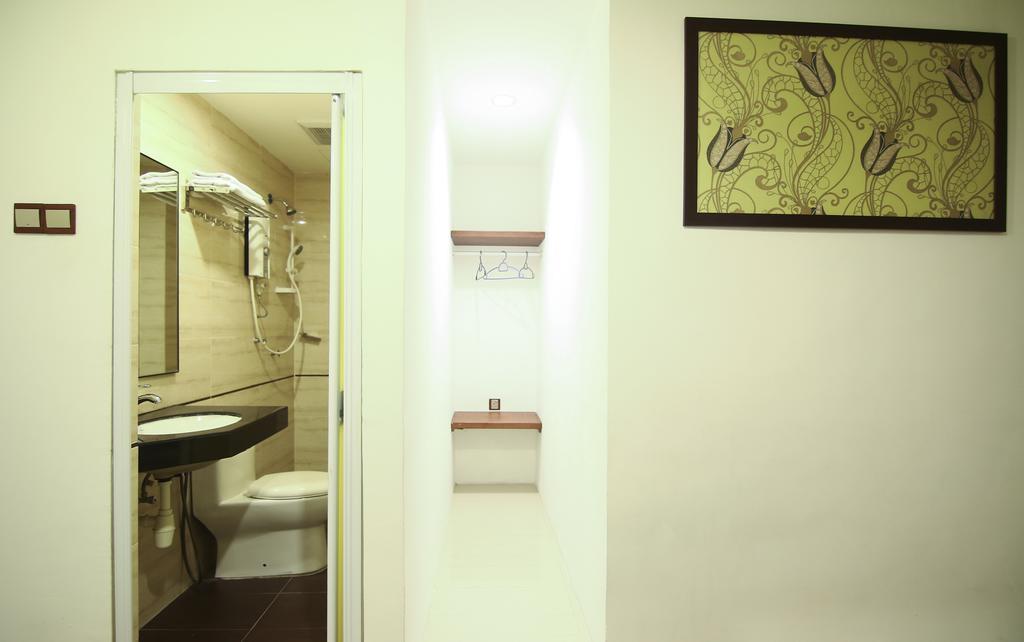 Ag Hotel Penang Gelugor Extérieur photo