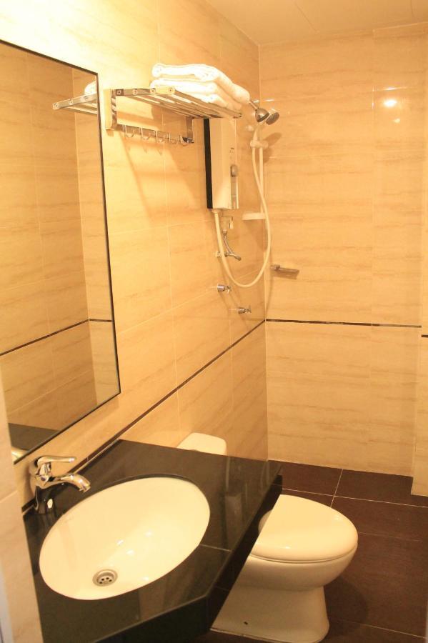 Ag Hotel Penang Gelugor Chambre photo